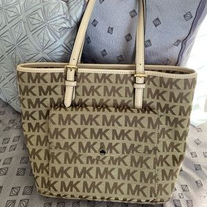 Michael Kors purse